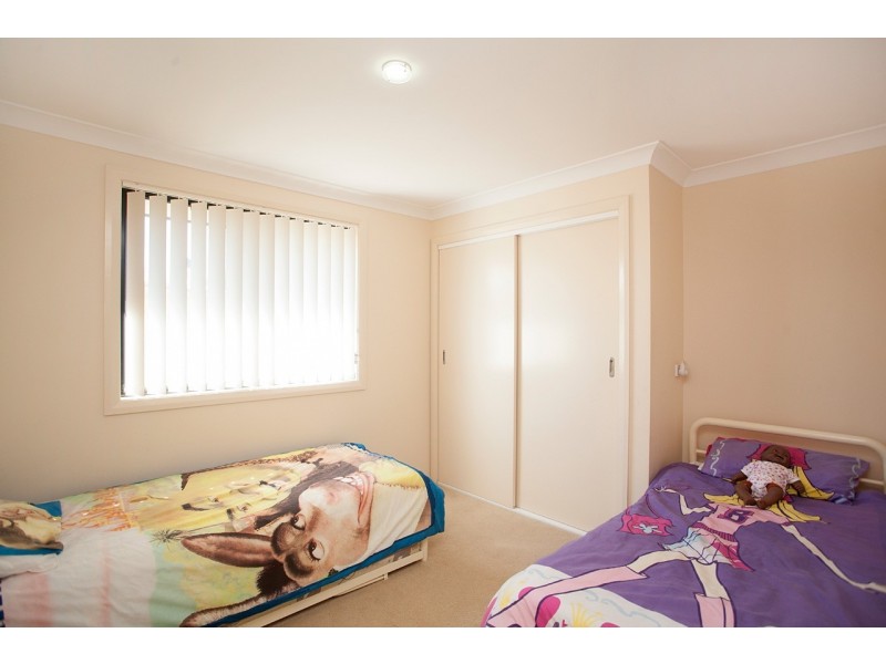 7 Curlew Place, Old Bar NSW 2430