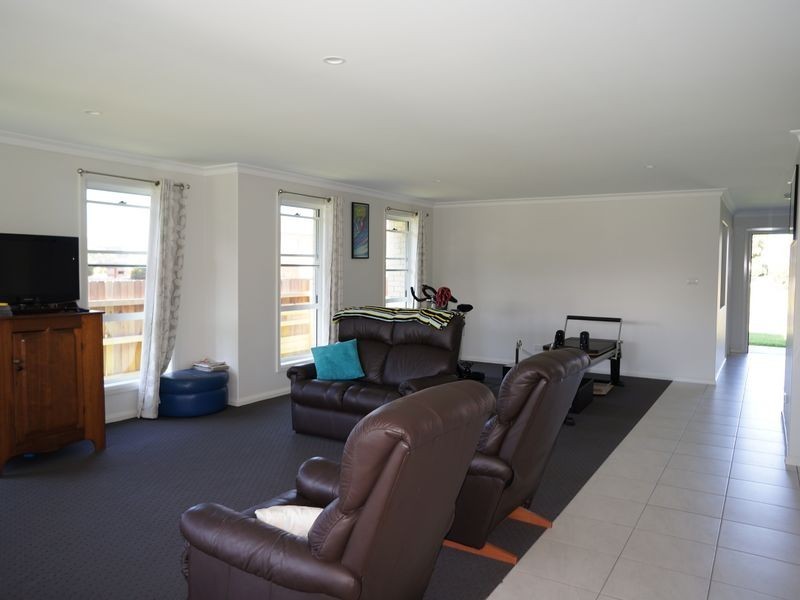 23 Ocean Drive, Wallabi Point NSW 2430