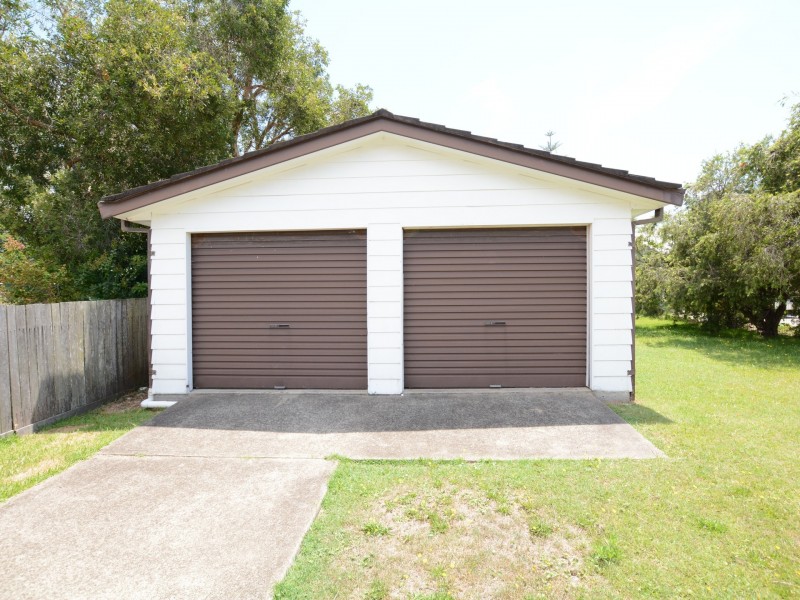 11 Clerke St, Old Bar NSW 2430