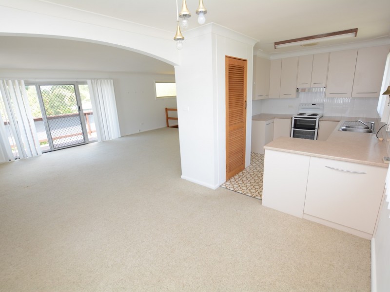 11 Clerke St, Old Bar NSW 2430