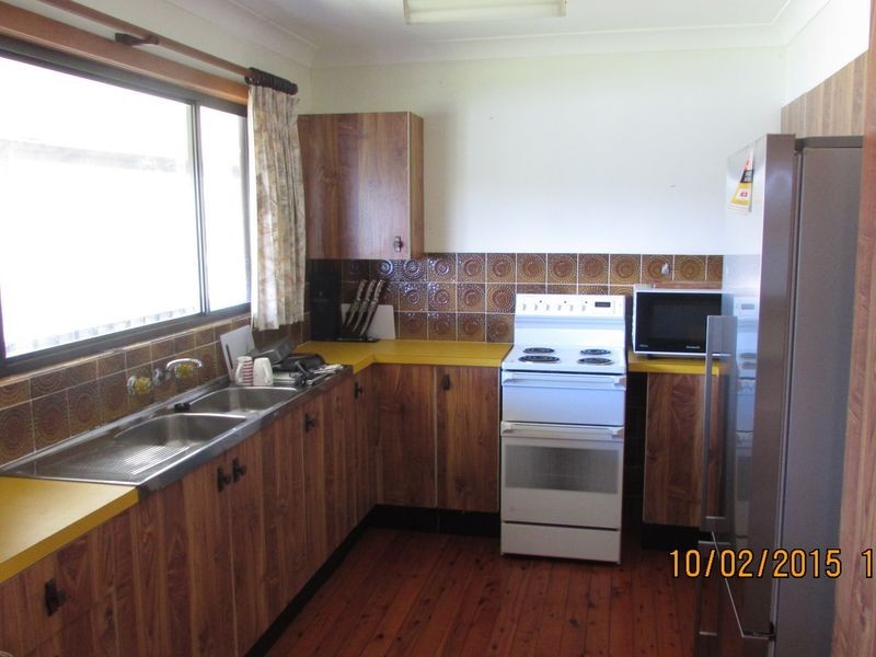 330 Cowan Lane, Old Bar NSW 2430