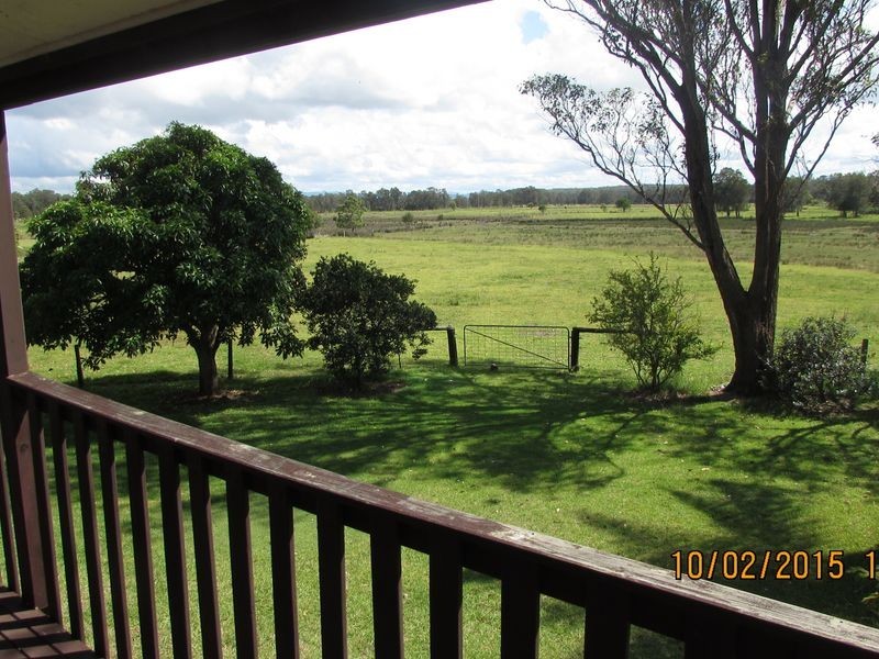330 Cowan Lane, Old Bar NSW 2430