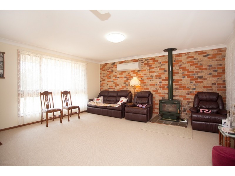 12 Casuarina Close, Old Bar NSW 2430