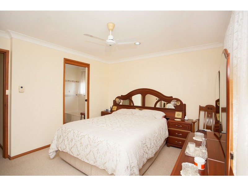 12 Casuarina Close, Old Bar NSW 2430