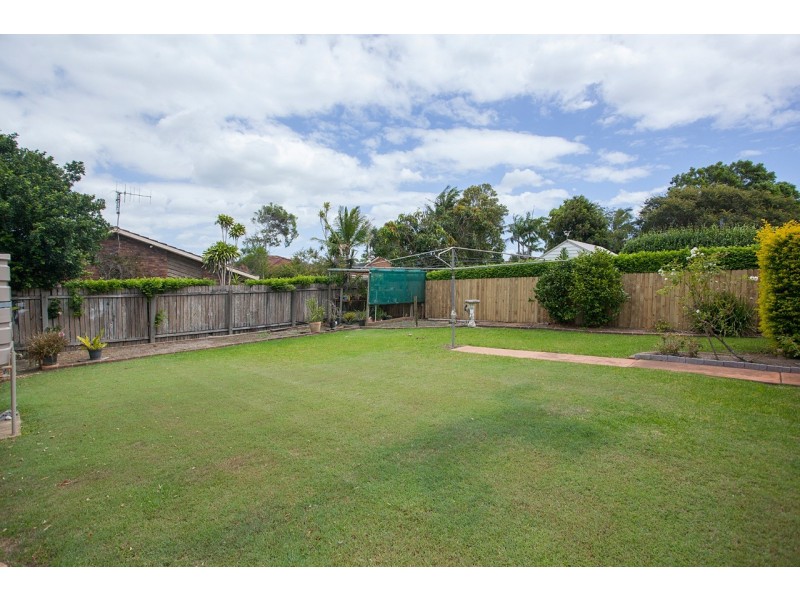 12 Casuarina Close, Old Bar NSW 2430