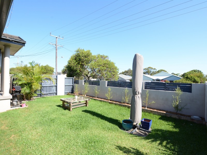 1/15-17 Connell Street, Old Bar NSW 2430