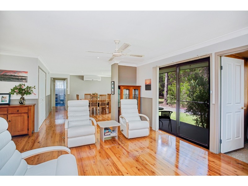 114 Warwiba Road, Old Bar NSW 2430