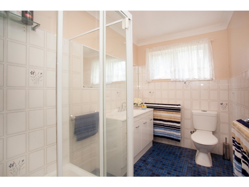 114 Warwiba Road, Old Bar NSW 2430