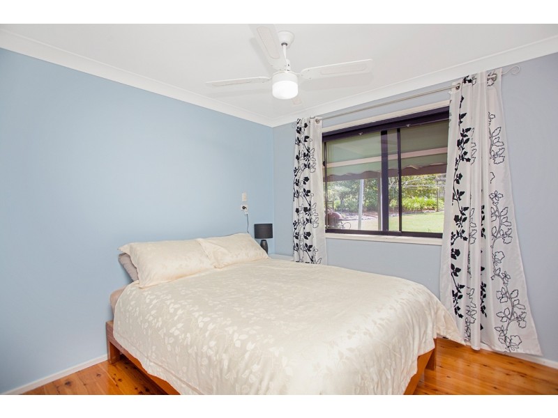 114 Warwiba Road, Old Bar NSW 2430