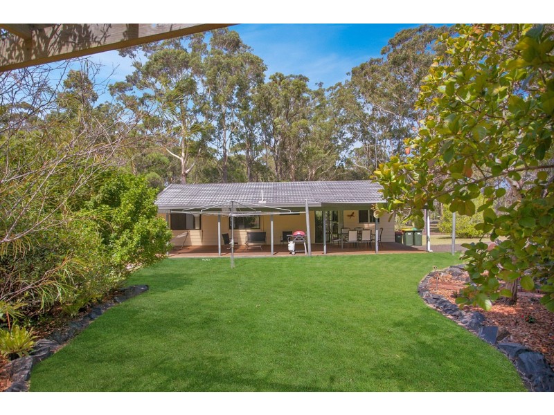 114 Warwiba Road, Old Bar NSW 2430