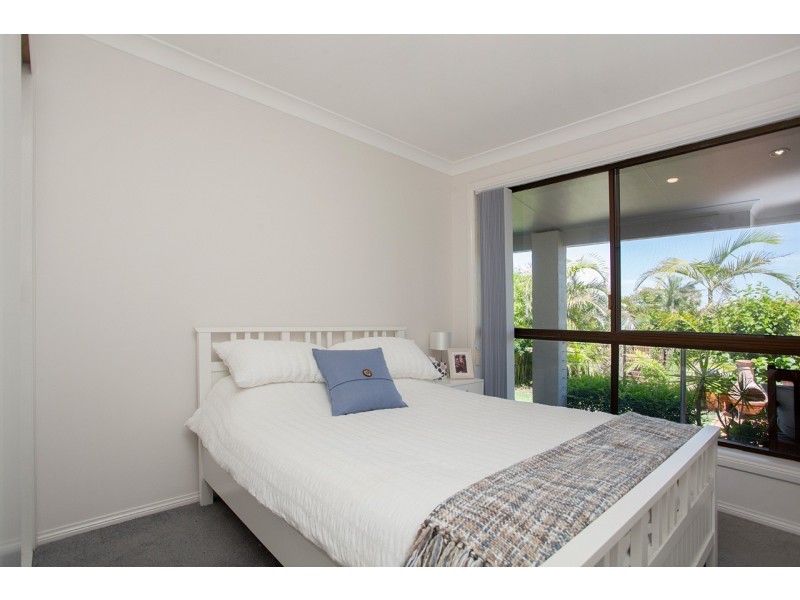 2 Shelly Close, Wallabi Point NSW 2430