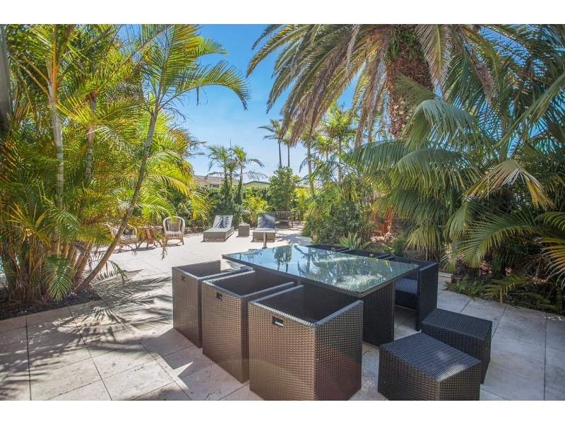 2 Shelly Close, Wallabi Point NSW 2430