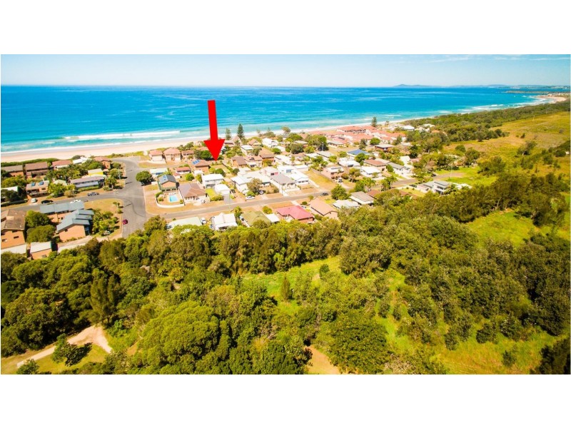 7 Lewis Street, Old Bar NSW 2430
