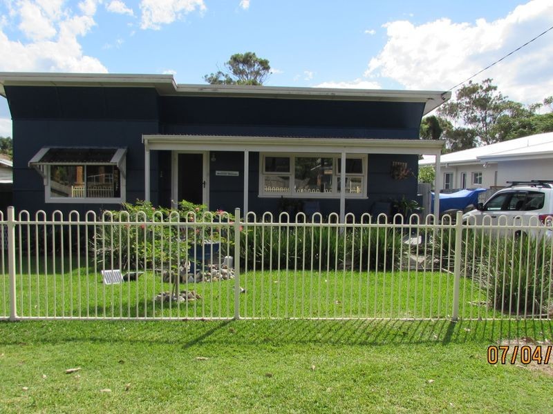 15 Hall Street, Old Bar NSW 2430