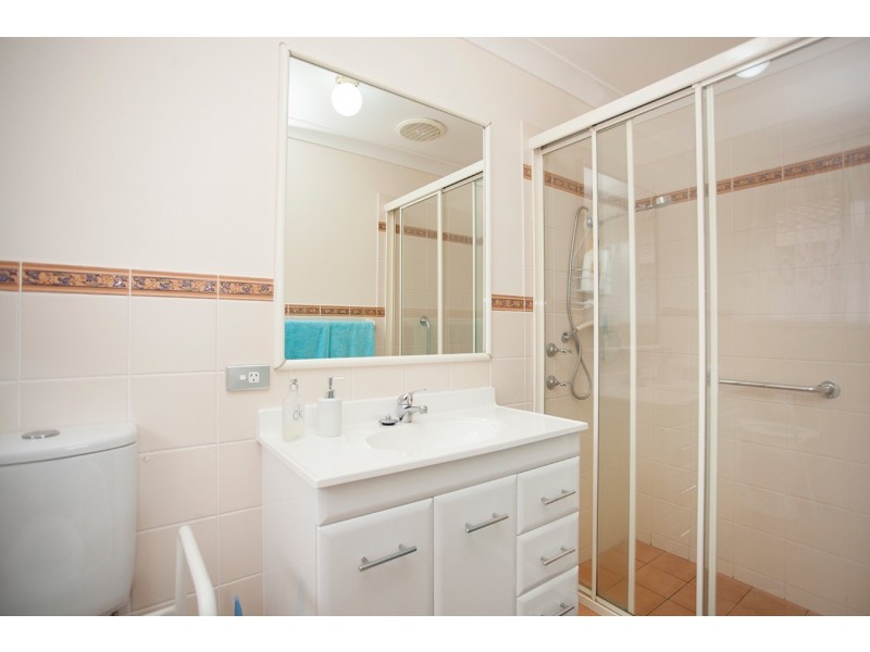 29 Pryor Crescent, Old Bar NSW 2430
