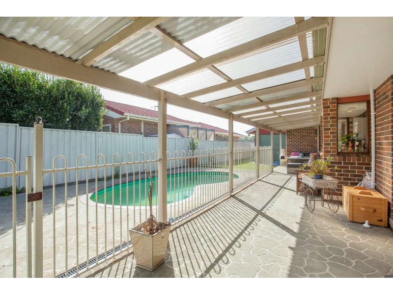 7 Carrabeen Drive, Old Bar NSW 2430