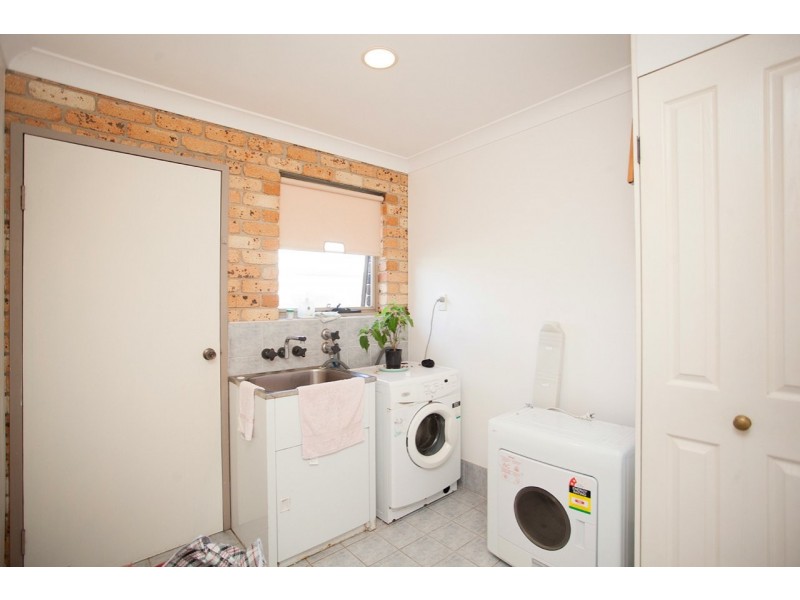 7 Carrabeen Drive, Old Bar NSW 2430