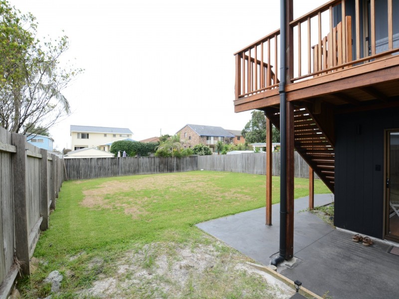 1/42 Hall Street, Old Bar NSW 2430