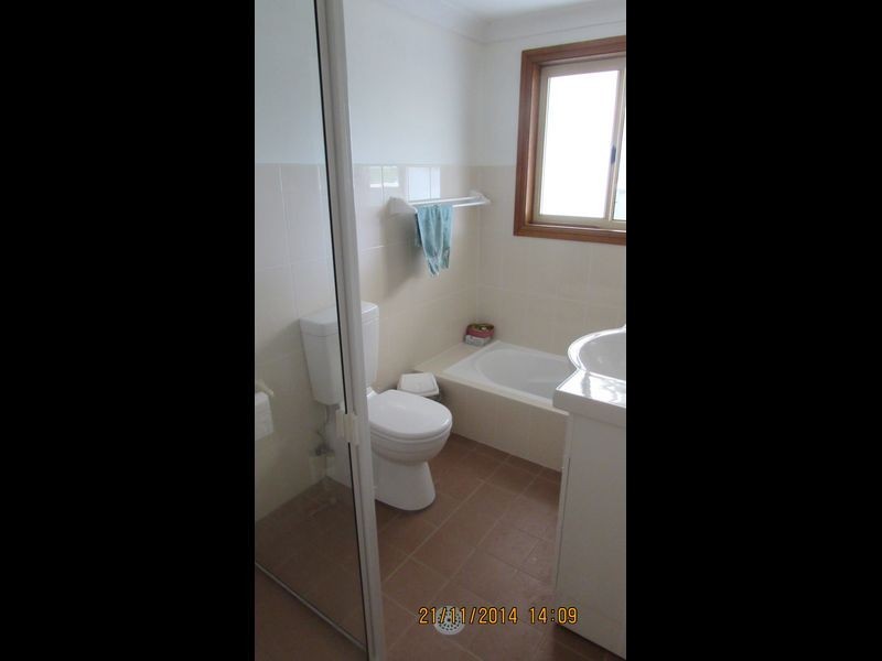 4/34 Old Bar Road, Old Bar NSW 2430