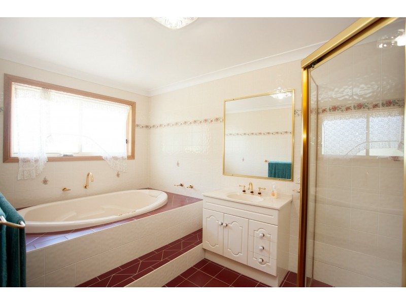 3 Arcadia Place, Pampoolah NSW 2430