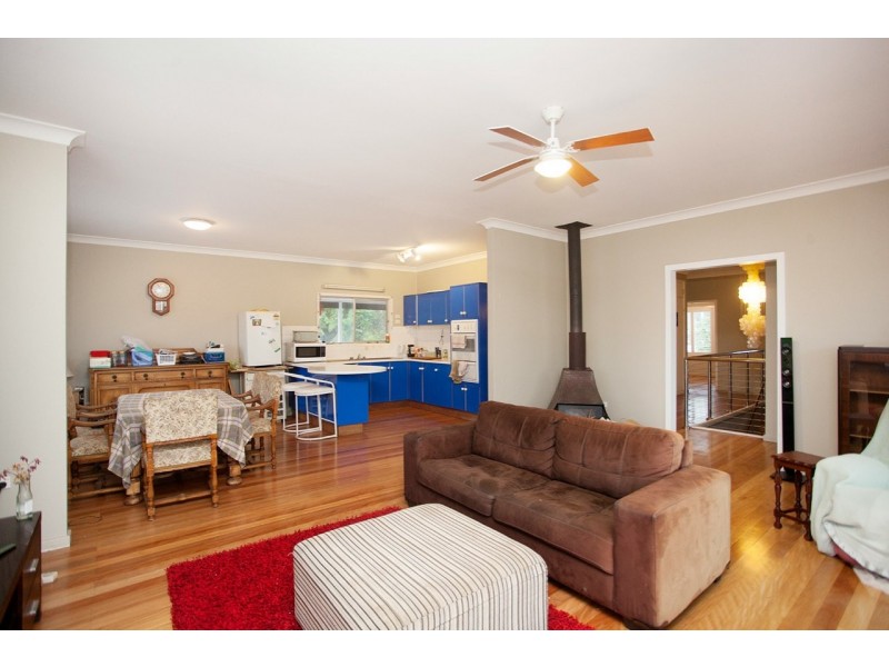 9 Banksia Close, Manning Point NSW 2430