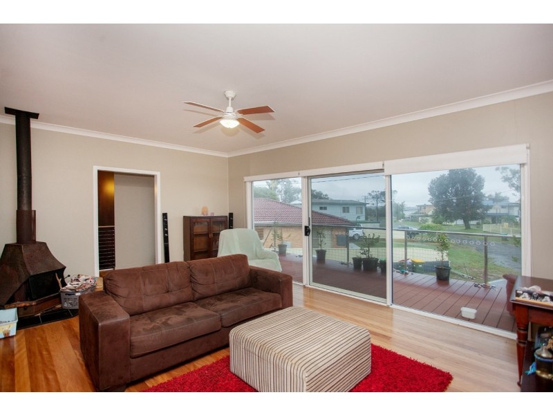 9 Banksia Close, Manning Point NSW 2430
