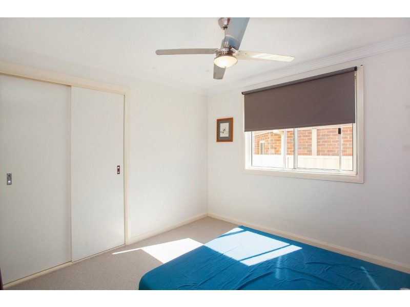 2/34 Mistral Place, Old Bar NSW 2430