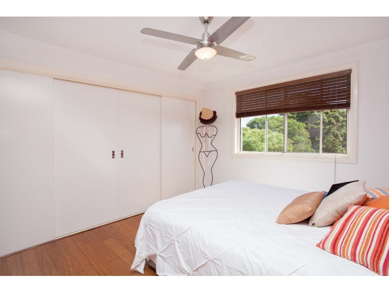 2/34 Mistral Place, Old Bar NSW 2430