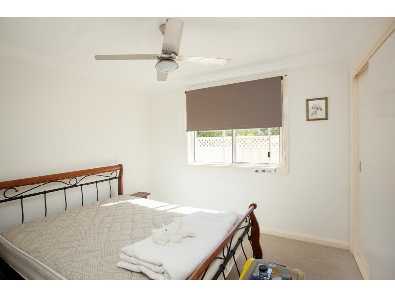 2/34 Mistral Place, Old Bar NSW 2430