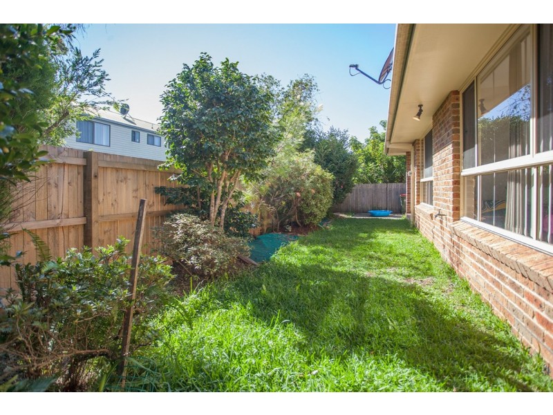 2/11 Farleigh Street, Old Bar NSW 2430