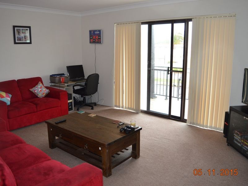 1/31 Old Bar Road, Old Bar NSW 2430