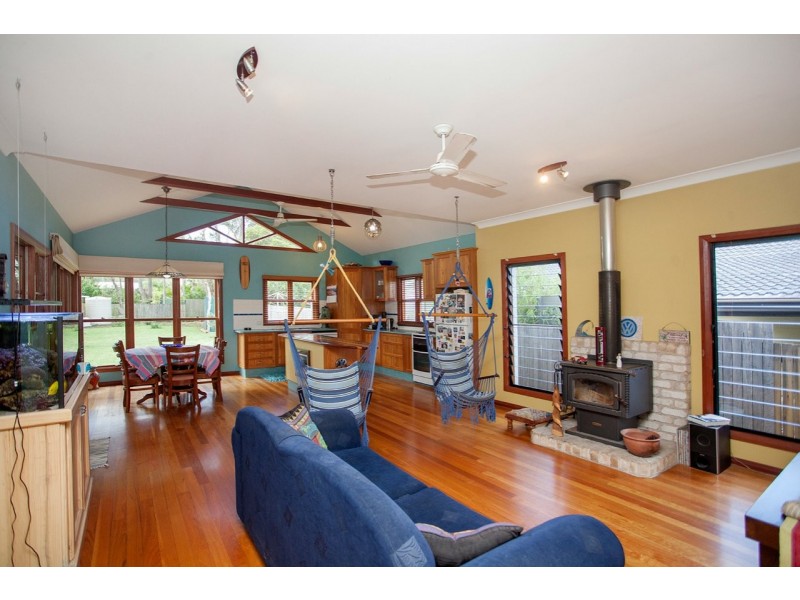 15 Clerke Street, Old Bar NSW 2430