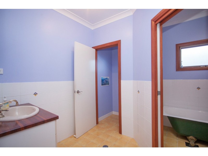 15 Clerke Street, Old Bar NSW 2430