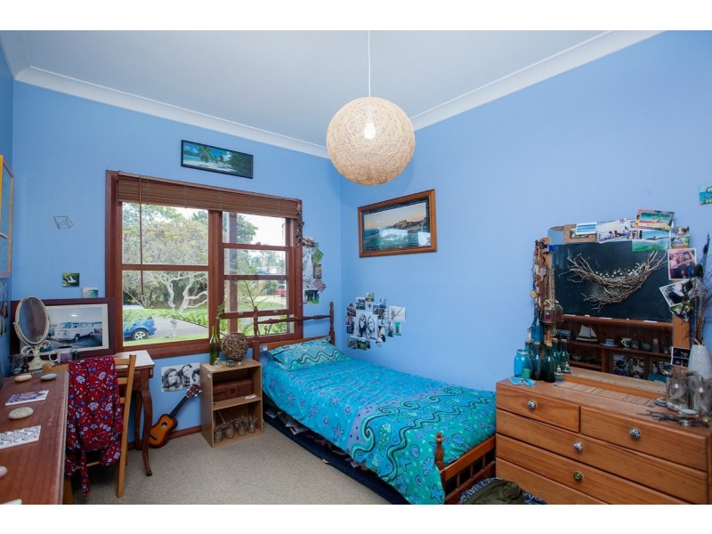 15 Clerke Street, Old Bar NSW 2430