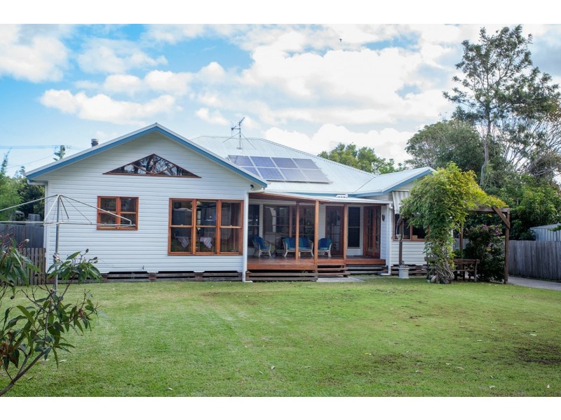 15 Clerke Street, Old Bar NSW 2430