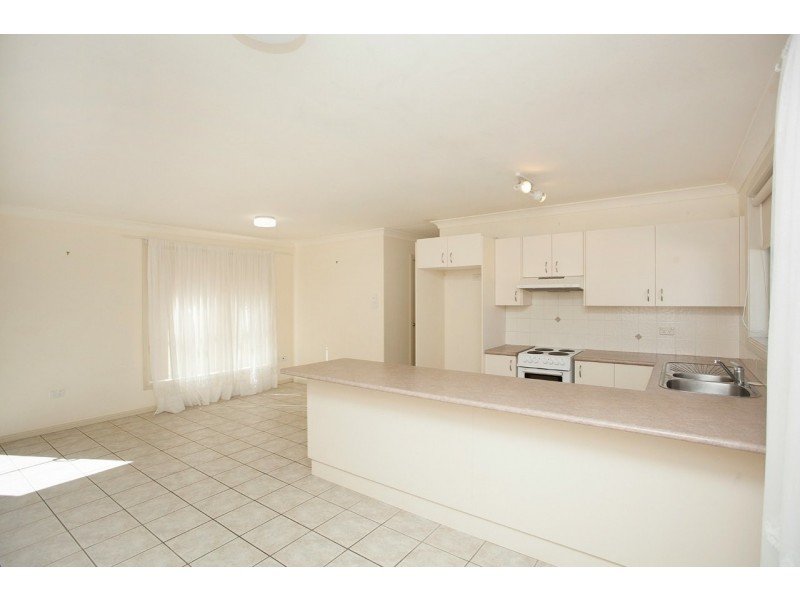 1/15 Lewis Street, Old Bar NSW 2430