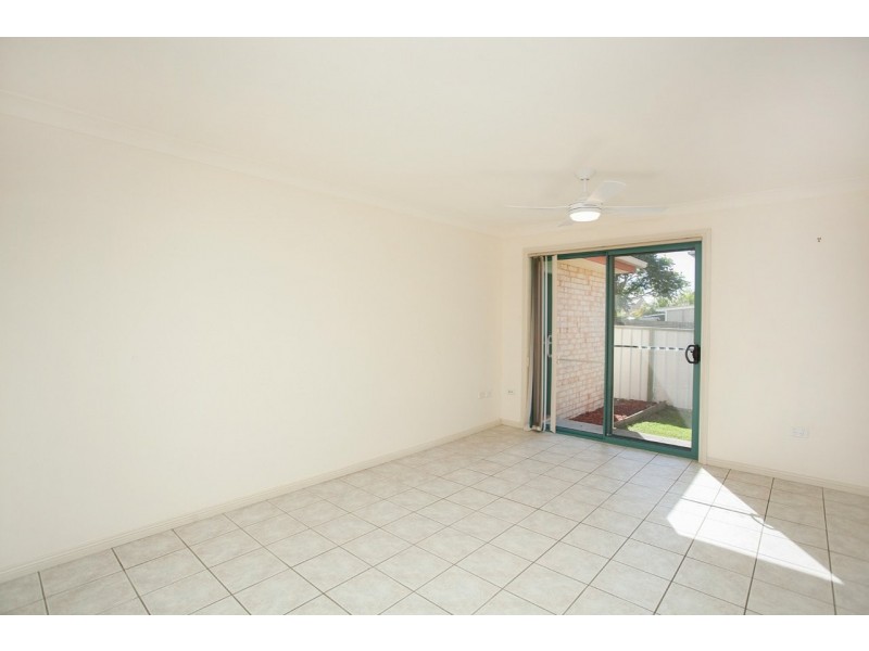 1/15 Lewis Street, Old Bar NSW 2430