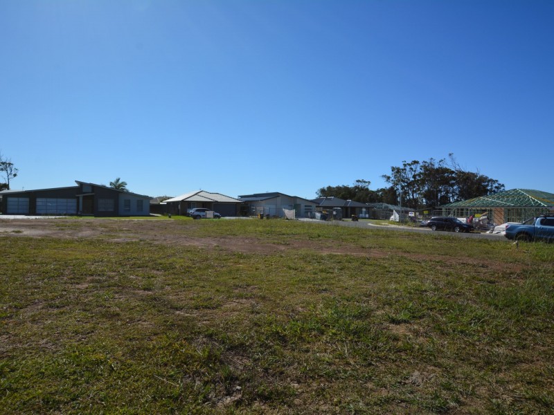 1 Egret Street, Old Bar NSW 2430
