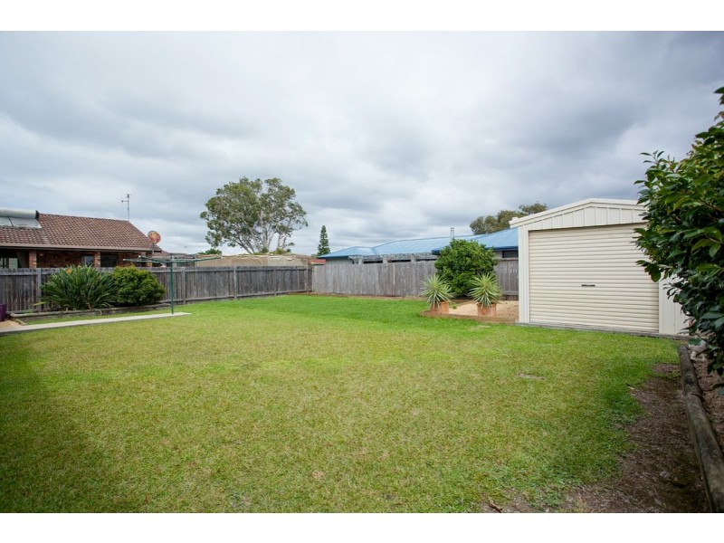 29 Pryor Crescent, Old Bar NSW 2430