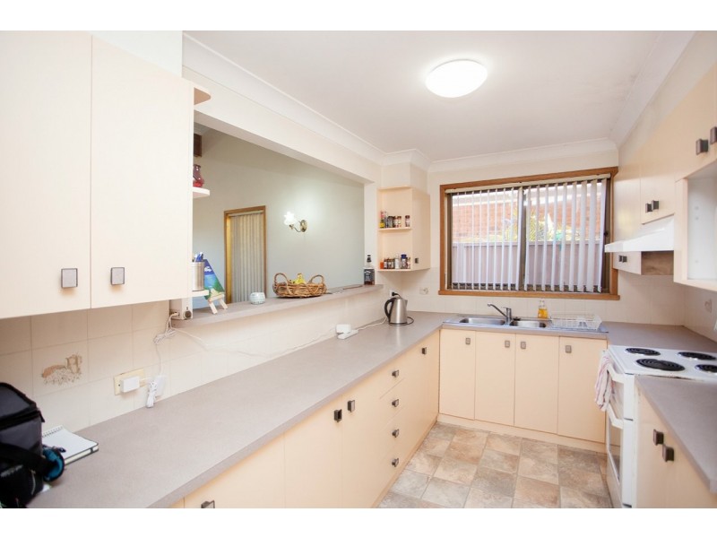 1 & 2/85 Old Bar Road, Old Bar NSW 2430