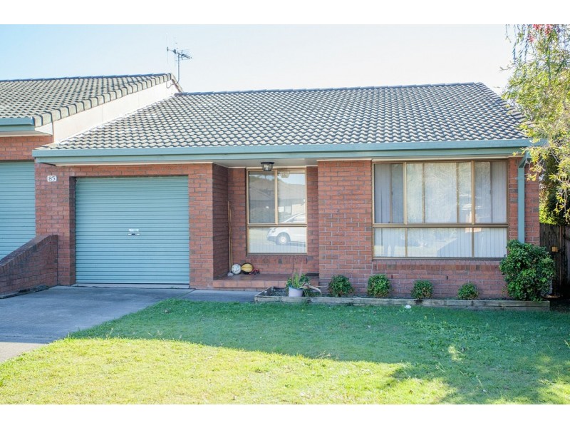 1 & 2/85 Old Bar Road, Old Bar NSW 2430