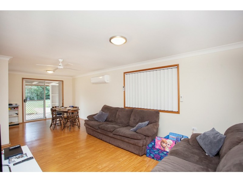 8 Wyden Street, Old Bar NSW 2430