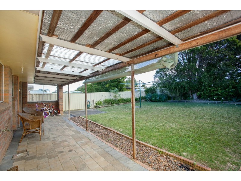 8 Wyden Street, Old Bar NSW 2430