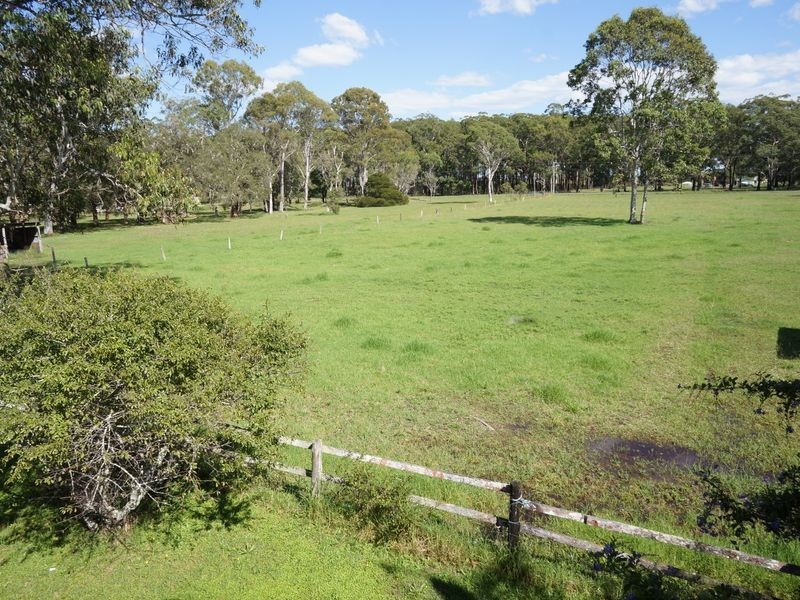 20 Broadoaks Road, Old Bar NSW 2430