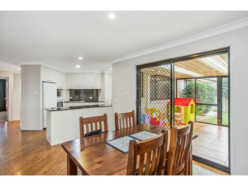 19 Bluehaven Drive, Old Bar NSW 2430