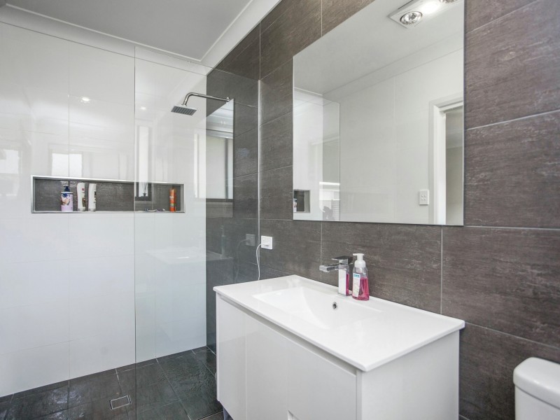 34 Bluehaven Drive, Old Bar NSW 2430