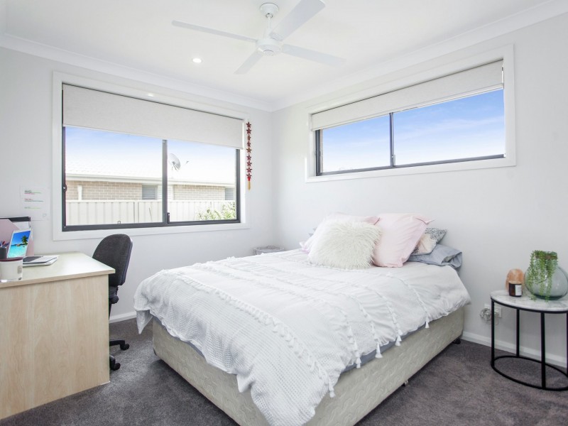 34 Bluehaven Drive, Old Bar NSW 2430