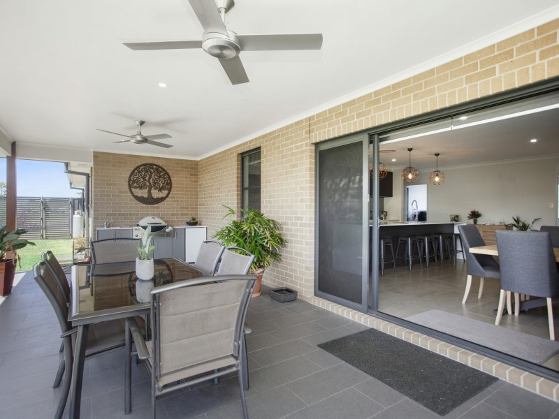 34 Bluehaven Drive, Old Bar NSW 2430