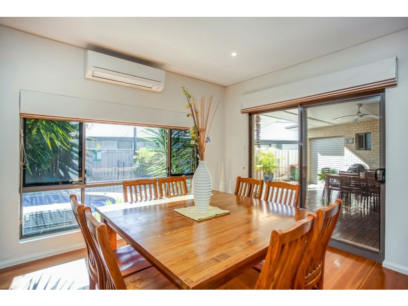 38 Bluehaven Drive, Old Bar NSW 2430