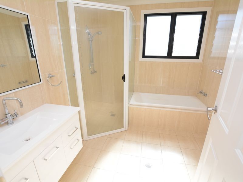 16b Mistral Place, Old Bar NSW 2430